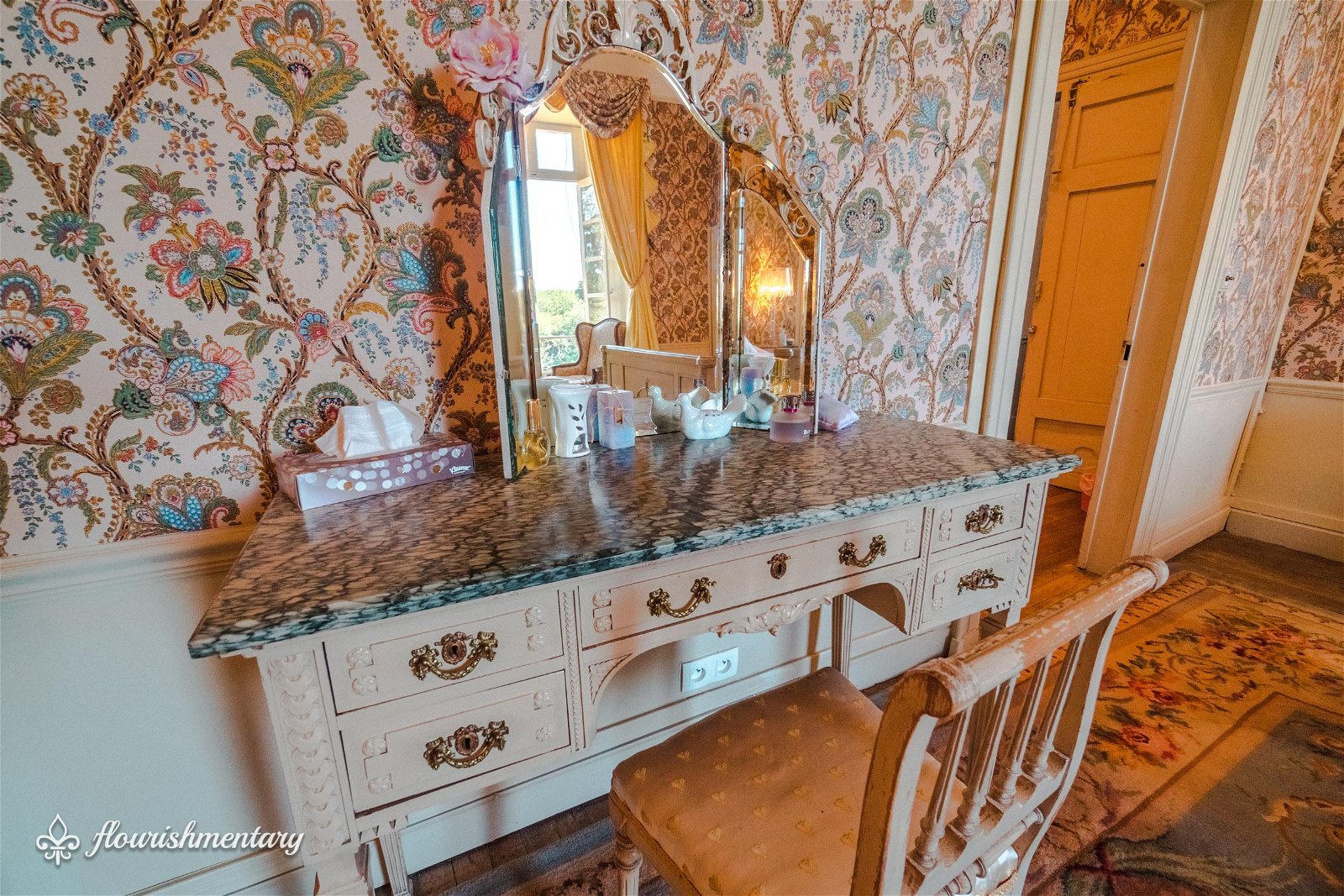 vintage vanity table chateau de lalande