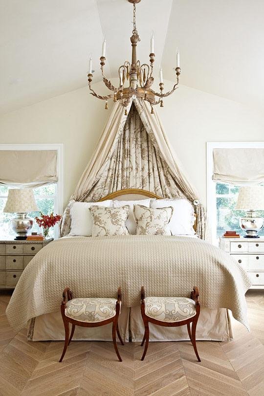 romantic bedroom canopy bed