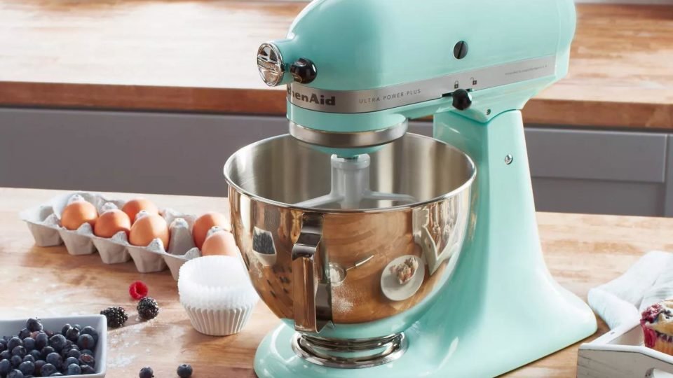 9 Must Have Kitchen Items That Will Make Your Life Easier